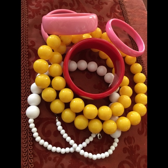 Not Rated Jewelry - Sale 🔥🔥Large bead bangle necklaces and bracelets